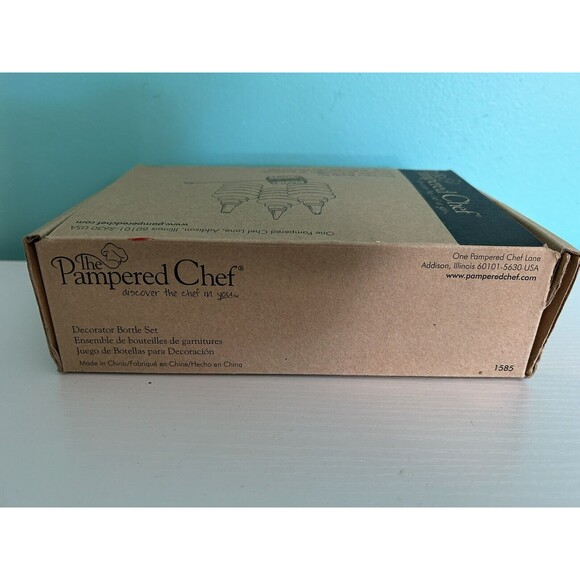 Pampered Chef  Decorator Bottle Set With Box 1585 Pre-Owned - Picture 4 of 8